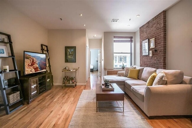 Photo - 214 Park Ave Unit 4R