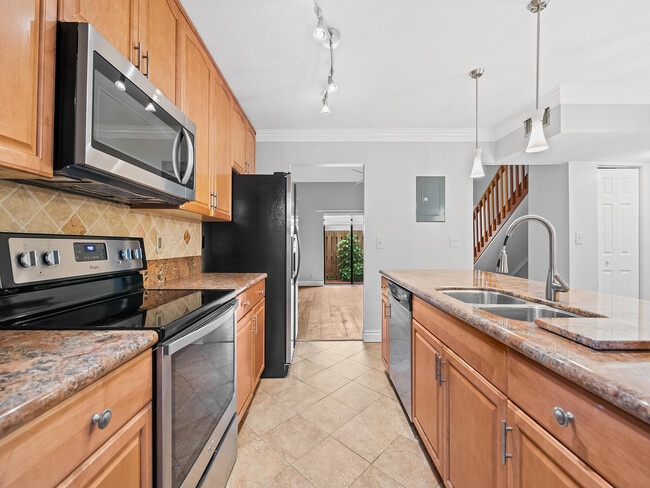 Photo - 3344 NW 103rd Ave