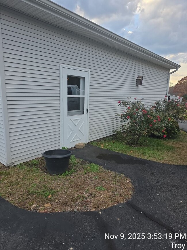 Photo - 912 Hunters Lodge Rd House