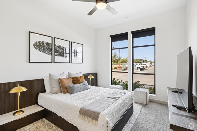 1BR, 1BA - 727SF - Bedroom