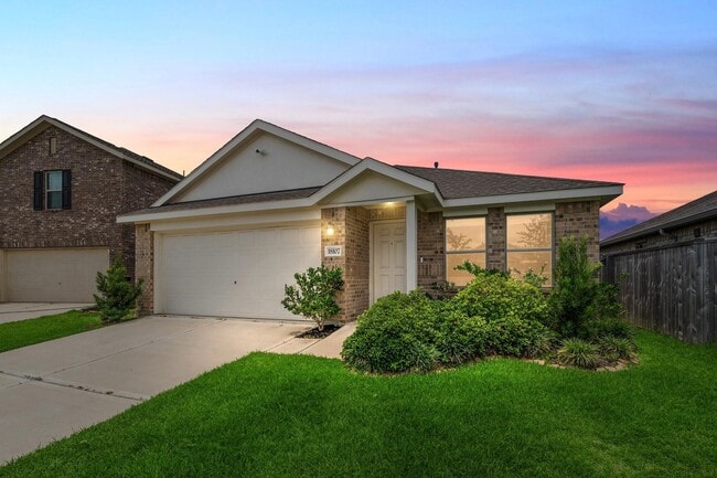 Photo - 18107 Rockvine Dr