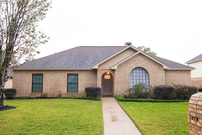 Building Photo - 4755 Monticello Dr Rental