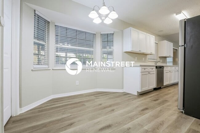 Photo - 3 Bedroom Pet-Friendly Home in Venice, FL with Main Street Renewal