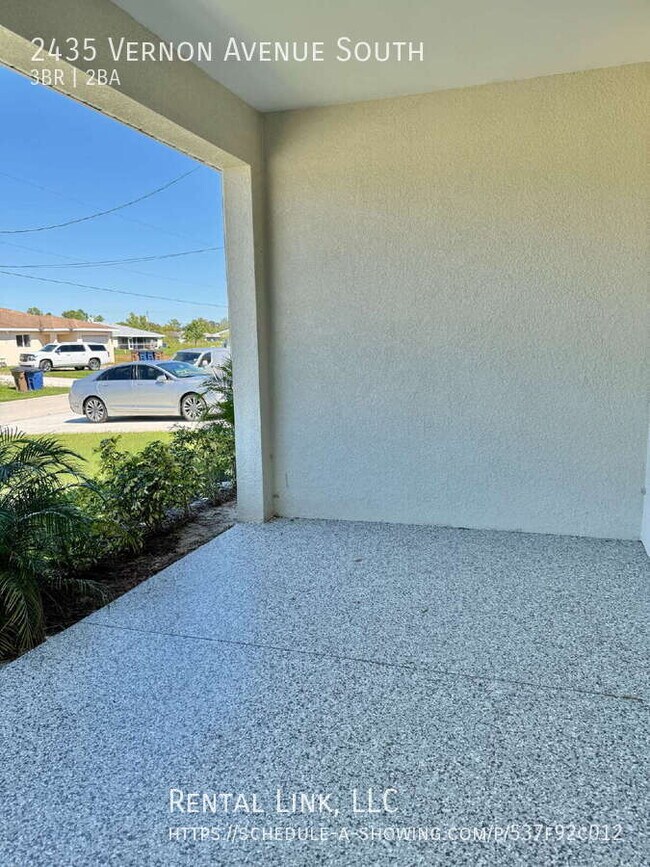 Photo - 2435 Vernon Ave S