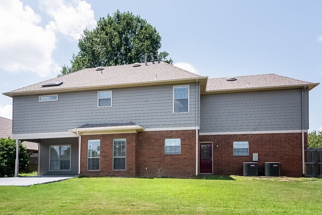 Photo - 6808 Forrest Cir