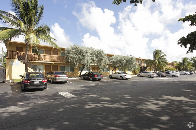 Photo - Pompano Gardens