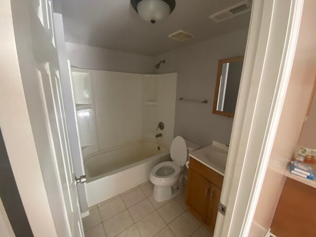 Photo - 12701 Maple St