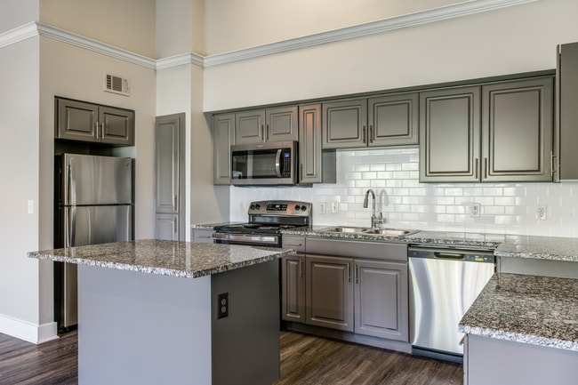 Photo - Ellwood at Lake Travis