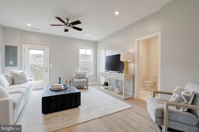 Photo - 105 Checkerspot Wy