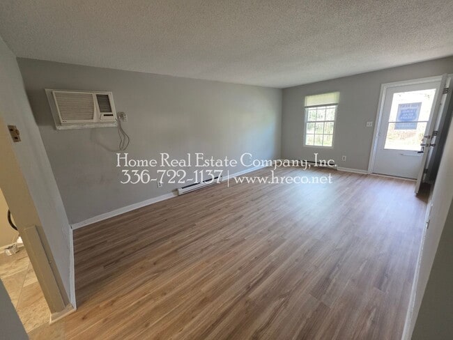 Photo - 4263 Mineral Ave