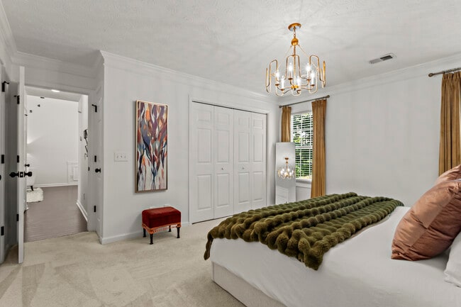 Photo - 161 Weatherstone Dr