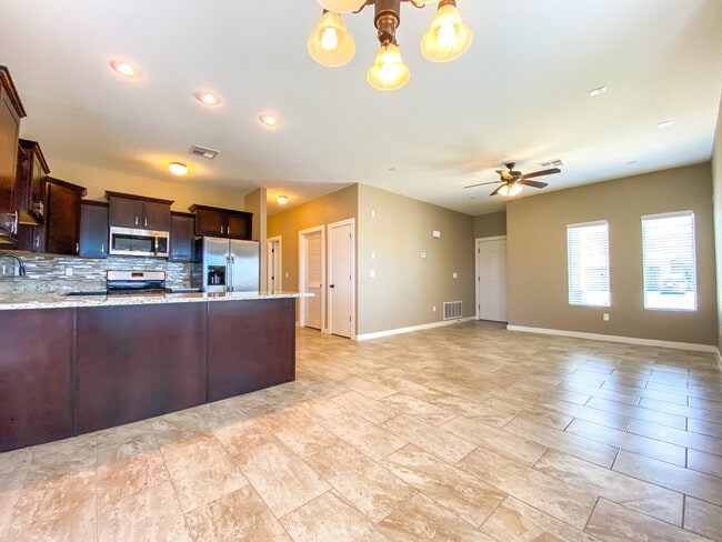 445 Stetson Dr
