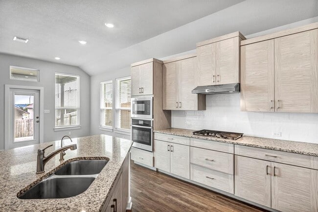 Photo - 121 High Plains Dr