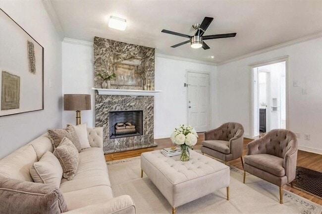 Photo - 2140 Montalba Ave