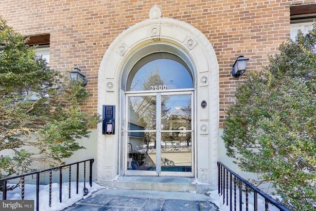 Photo - 3600 Connecticut Ave NW Unit 405