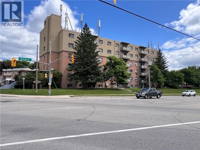 Photo - 283 Fairway Rd N Unit 503