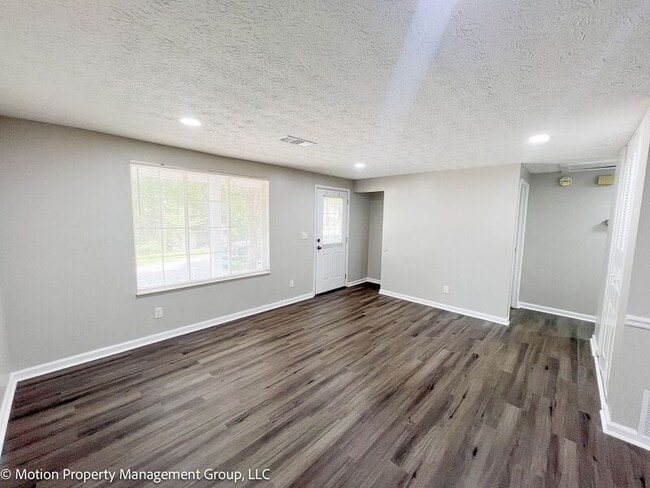 Photo - 1995 Northerly Way