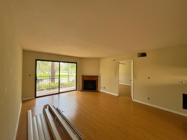 Photo - 430 South Niagara Street