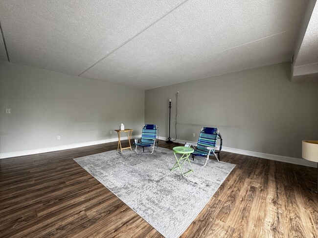 Photo - 159 Main St Unit 27C