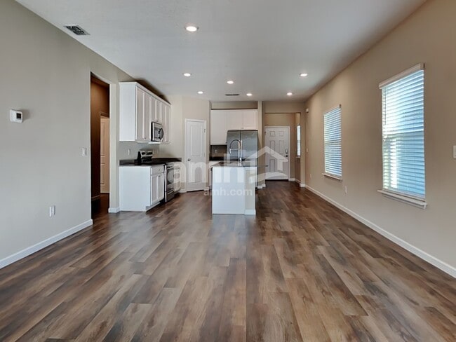 179 Spruce Pt