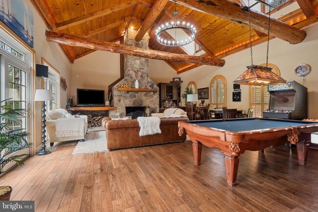 Photo - 301 Sturtons Ln