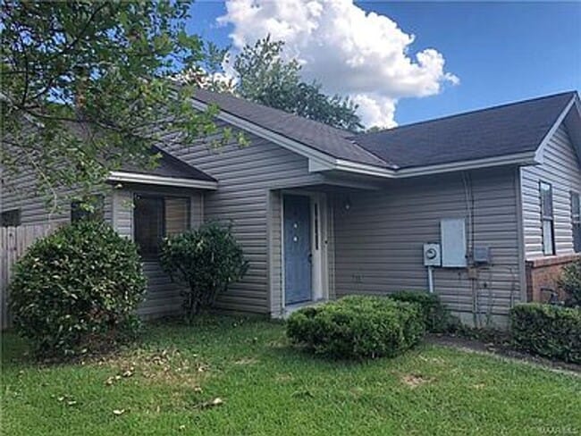 Photo - 1525 Westminster Dr