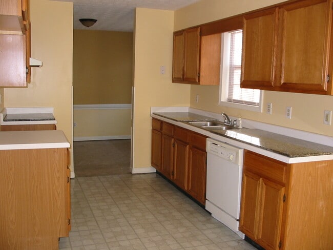 Photo - 1205 Sunday Ln