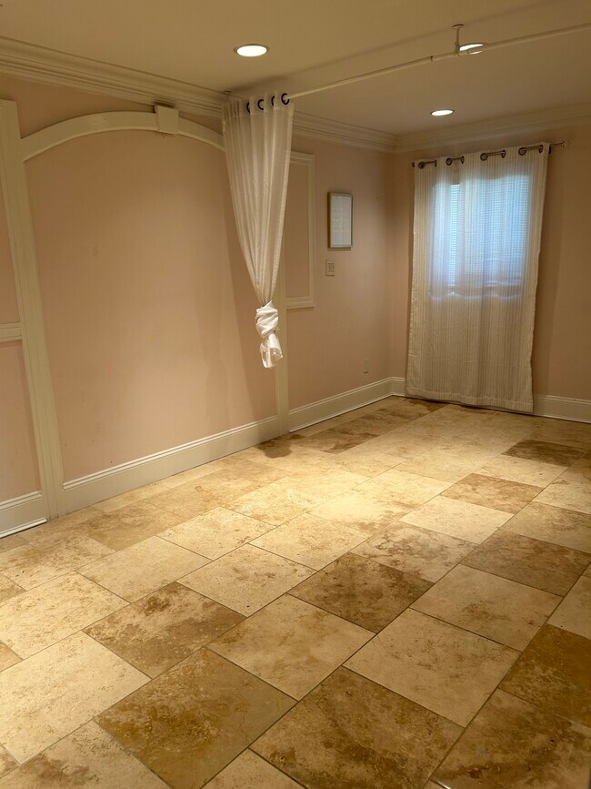 183 Merrill Ave Unit Side Apartment Staten Island, NY