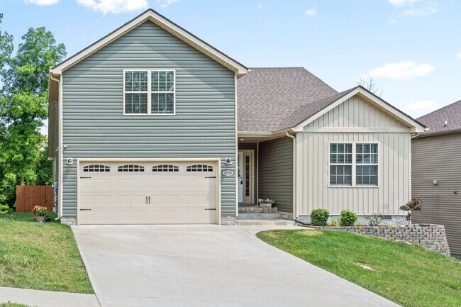 Photo - 3 Bed 2 Bath Home For Rent Near Downtown C...