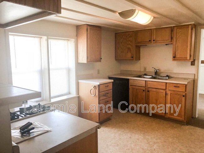 Photo - 2582 W Jackson St