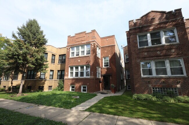 Building Photo - 5653 N Talman Ave Unit 1 Rental