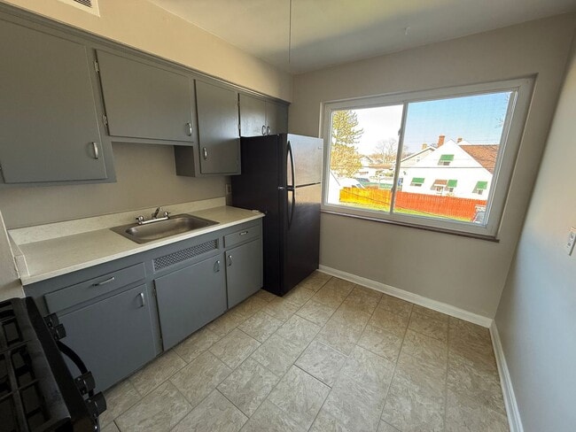 Photo - 4101 Ridge Rd Unit 03