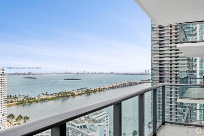 Building Photo - 501 NE 31st St Unit 2410 Rental
