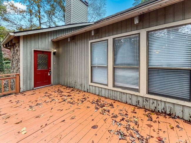 Photo - Beautiful 4 BR 3.5 BA Home in Marietta!