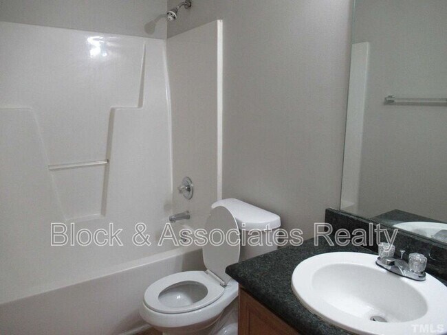 Photo - 1720 Pebble Ridge Dr