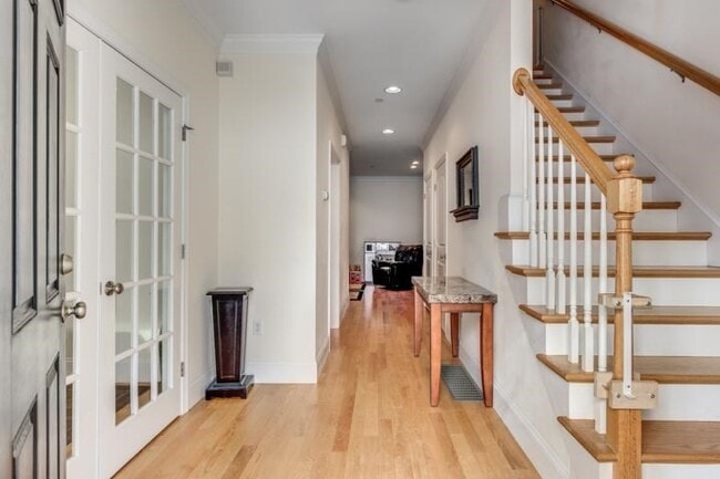 Photo - 142 Bigelow St