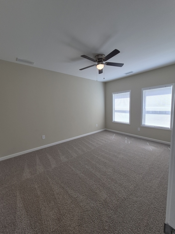 Photo - 209 Charlotte Cir