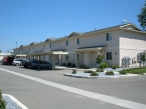 Gateway Townhomes - Gateway Townhomes