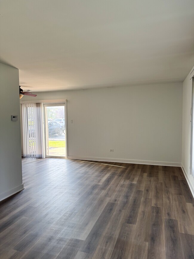 16212 Apple Ln