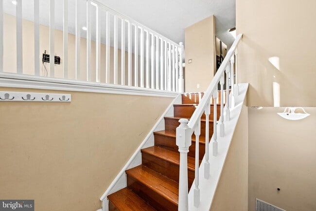 Photo - 8469 Rippled Creek Ct