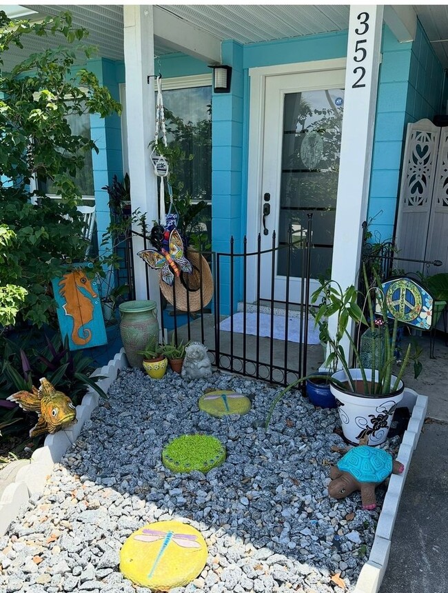 Photo - 352 Tihami Rd