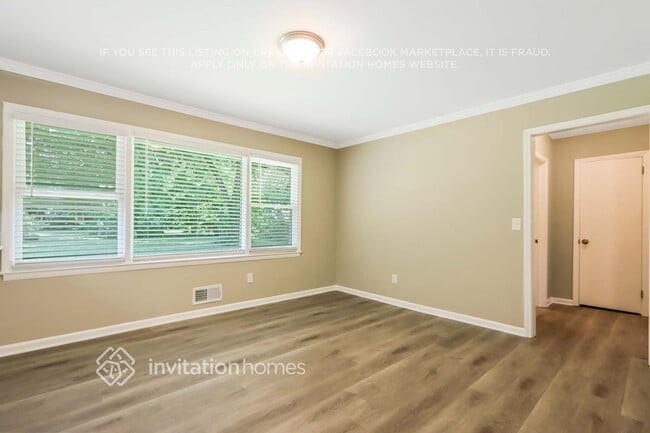 Photo - 1470 W Austin Rd
