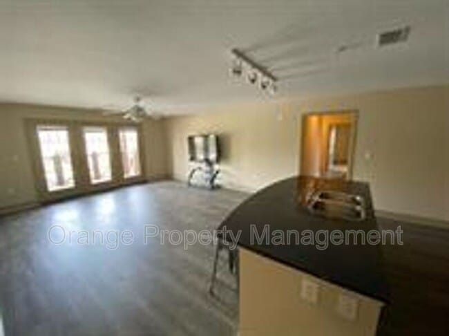 Photo - 1621 Muscovy Wy