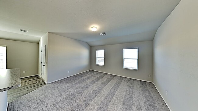 Photo - Very Nice 3 Bedroom 2 Bath Home in Yukon Schools