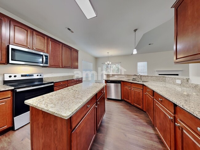 Photo - 4205 Lindsey Ln