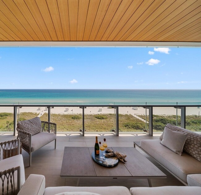 Photo - 5775 Collins Ave Unidad 703