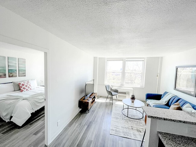 Photo - 2513 Burnet Ave Unit SI ID1534907P