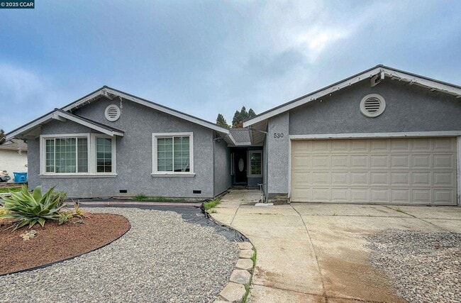 Photo - 530 Greenmont Dr