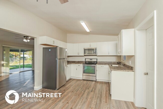 Photo - 514 4th Pl SW