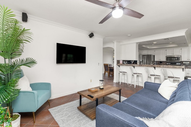 Photo - 1553 Green Oak Rd